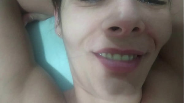 Panela velha é que faz comida boa – Coroa gostosa sendo macetada pelo sobrinho