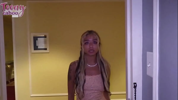 Tanned Blondie! Gia Dibella Sucks & Rides Seth Brogan’s Mature Cock!